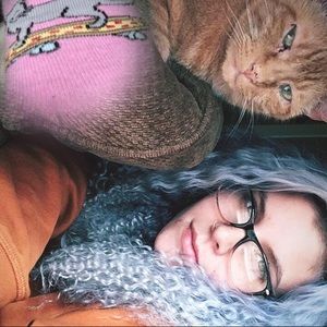 Meet your Posher, Carlyn